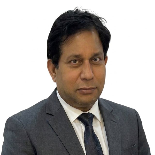 Dr. Manoj Kumar Pandey, Founder and Managing Partner of M K Pandey & Associates